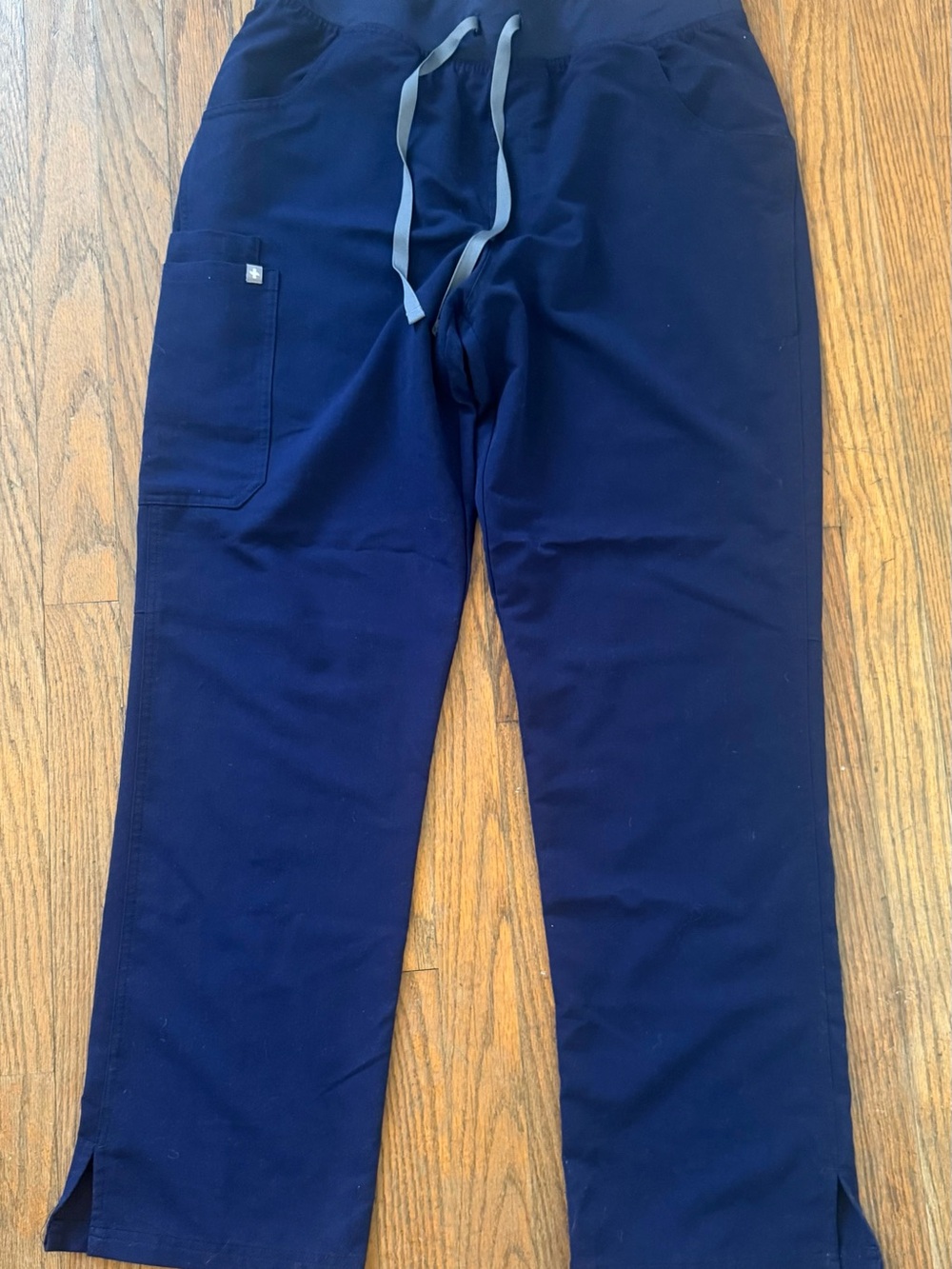Figs Navy scrub pants